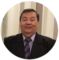 JULIO CHICARA FOTO MEDIO CUERPO.png JULIO CHICARA