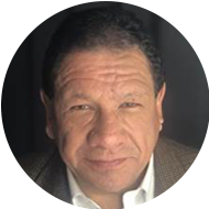 robert_gil.png roberto gil