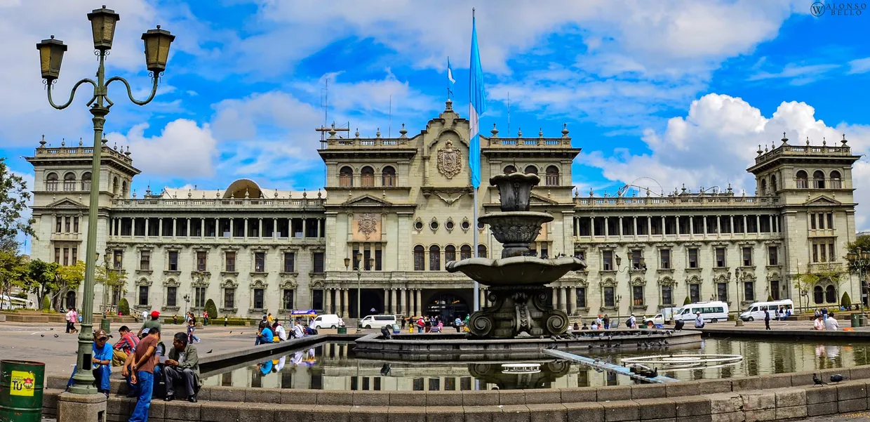 palacio nacional de la cultura guatemala